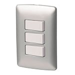 PA-APTR-EIP | Placa armada 2 interruptores 1escalera, plata,línea Italiana